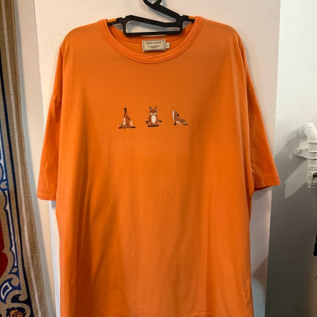 메종키츠네 요가 폭스 오렌지 프린트 티셔츠 L