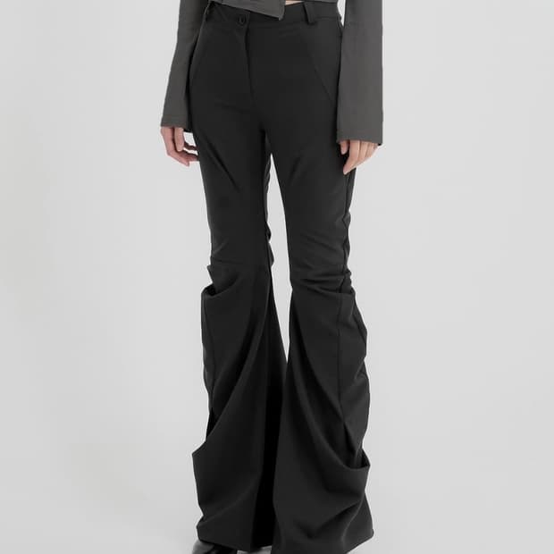 플레어업 Asymmetrical Drape Pants