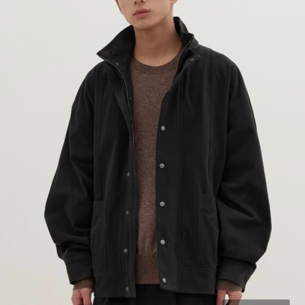 에센셜바이이큐엘(eql) 하이넥 자켓 m