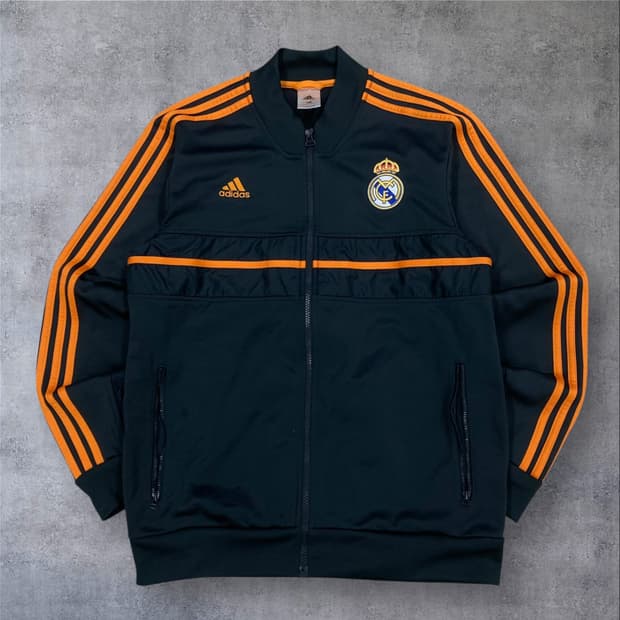 아디다스 차콜 컬러 레알 마드리드 트랙탑 져지