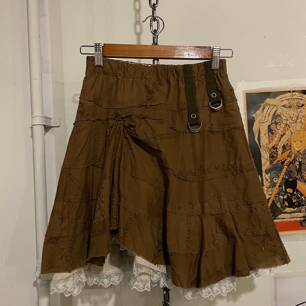 셔링 자수 레이스 브라운 스커트 모리 갸루