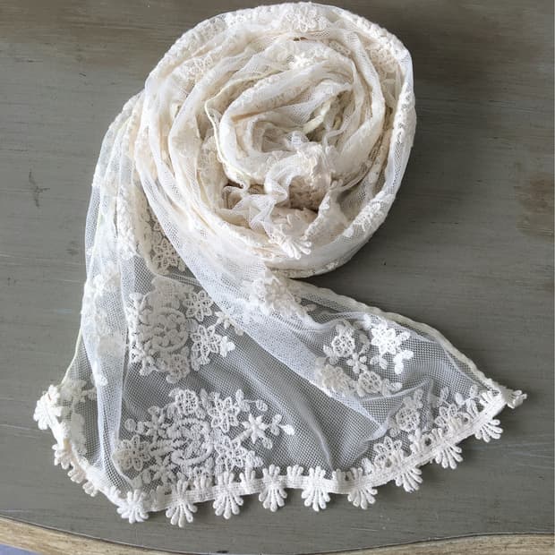ornament pattern scarf