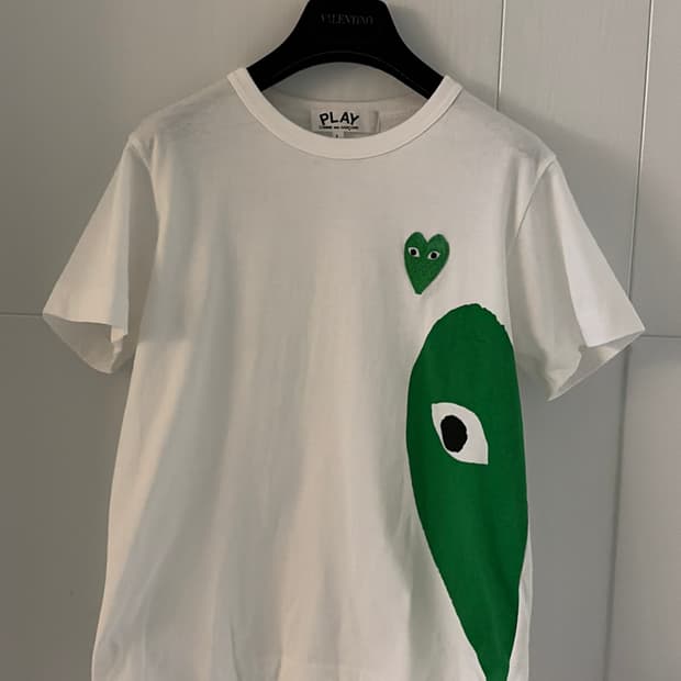 꼼데가르송 PLAY 희귀그린 하트 티셔츠 55 정품