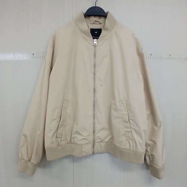 <새상품>H&M 베이지 봄버 자켓