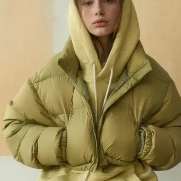 아우어솔티 크롭패딩