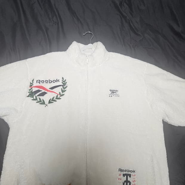 휠라x로맨틱 크라운 후리스 xl