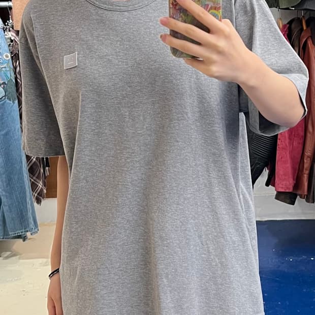 Acne Studios 아크네 스튜디오 회색 티셔츠