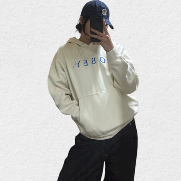 오베이 크림색 후드티