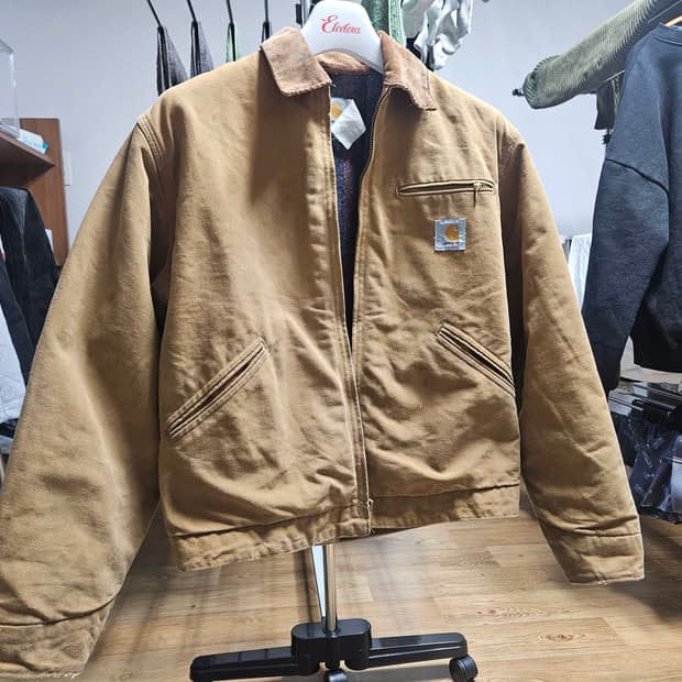 칼하트 디트로이트 자켓 j01 s~m사이즈