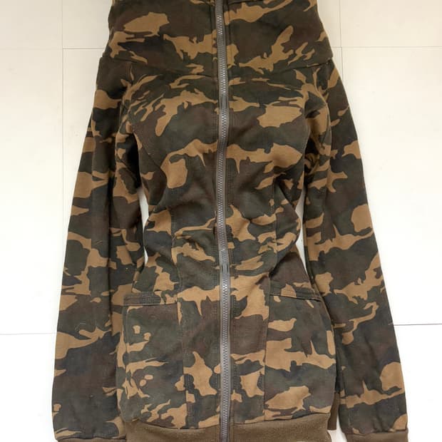 • Military High Neck Hooded Zip-Up
