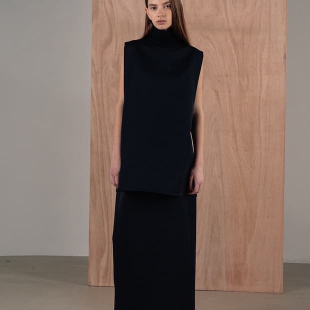 LE17SEPTEMBRE LONG BACK SLIT SKIRT 