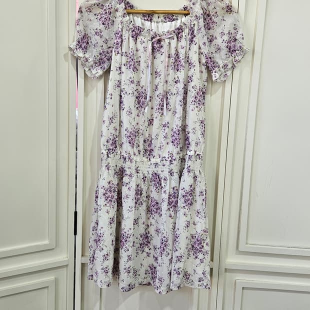 레스트로즈(LEST ROSE) 라벤더 플라워 쉬폰 원피스