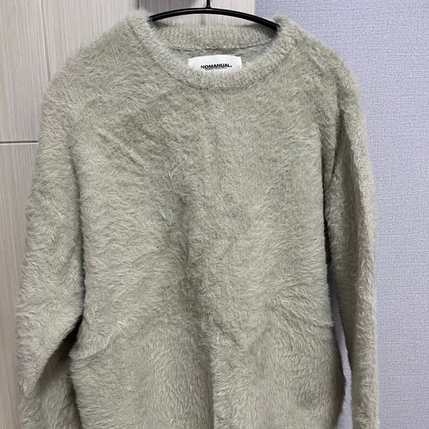 노매뉴얼 크롭 헤어리 니트 판매합니다.