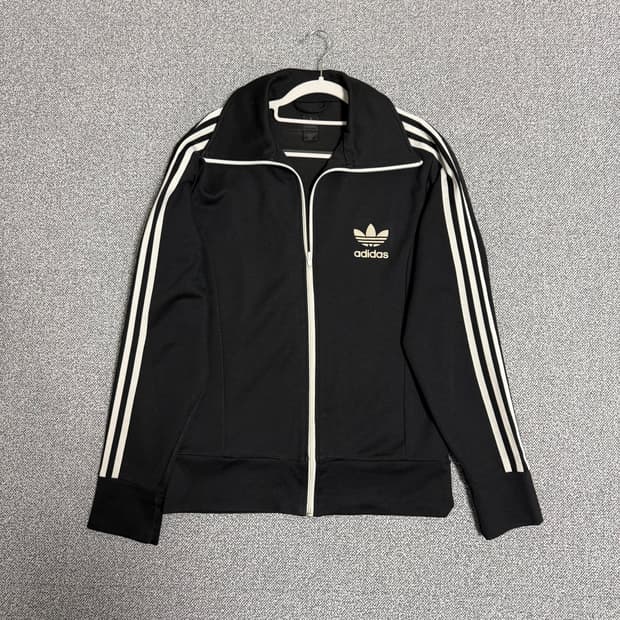 아디다스 유로파 져지 블랙 105 트랙탑