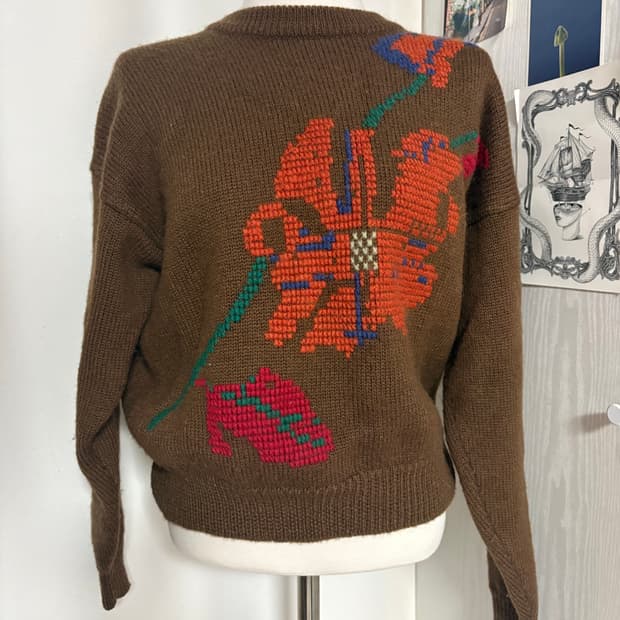 brown flower knitwear