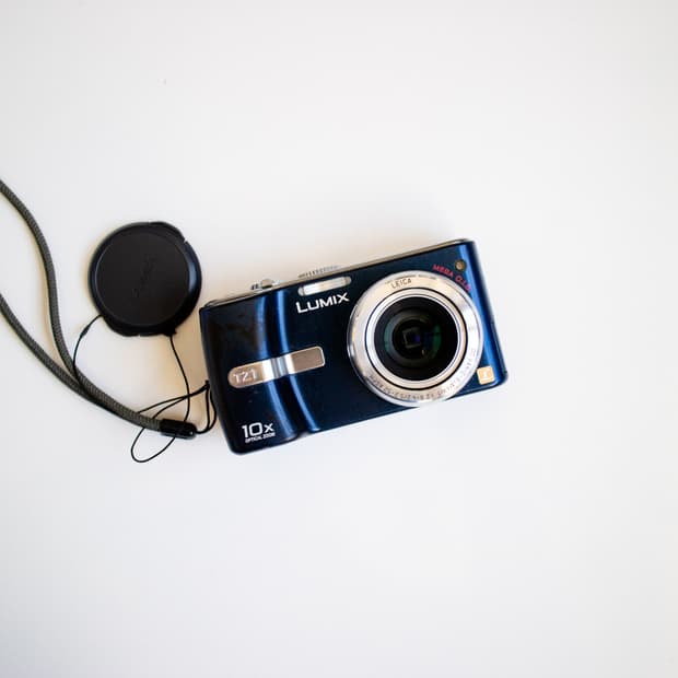 Panasonic DMC-TZ1 / 빈티지 디지털 카메라