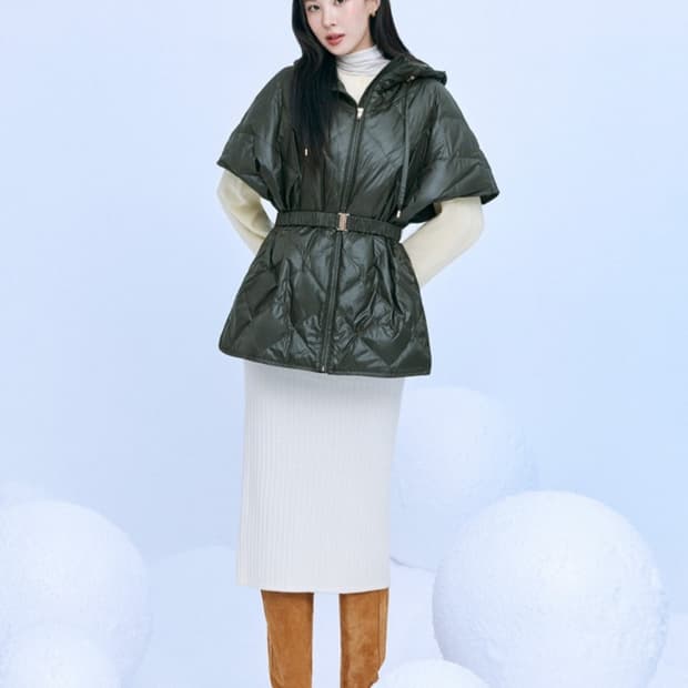 더엣지 헝가리구스다운 케이프패딩 S(55~66사이즈)