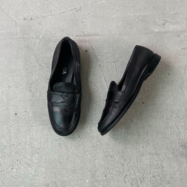 프라다 페니로퍼 