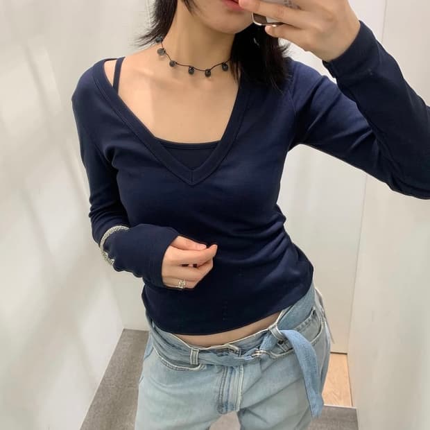 플로어플로어 25FW Dewi Longsleeve 롱슬리브 긴팔