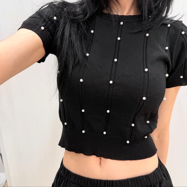 Perl point cropped top