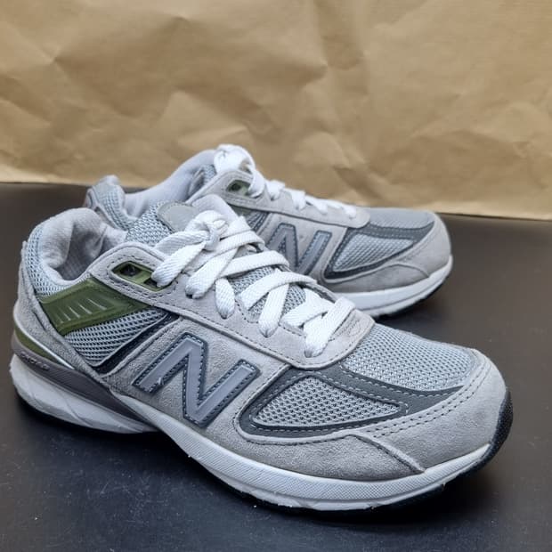 뉴발란스 990 v5 운동화215