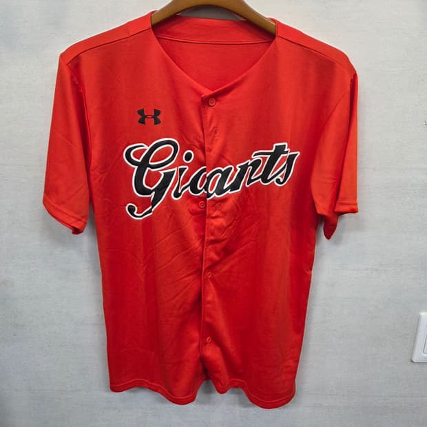 언더아머 요미우리 자이언츠 유니폼 져지반팔 대략 L