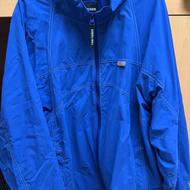 예스아이씨 바람막이