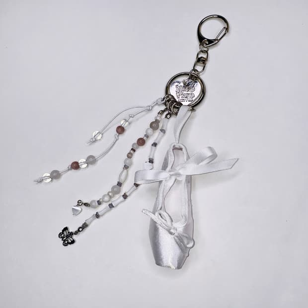 En Pointe Charm Keyring