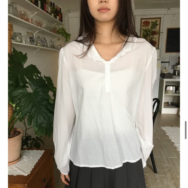 카라 블라우스