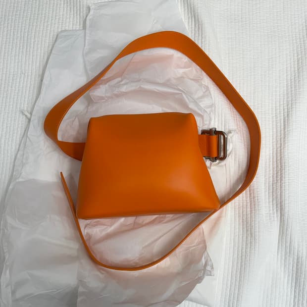 오소이 미니브로트백 오렌지