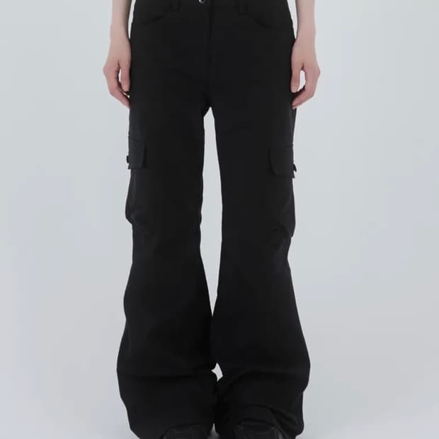 미세키서울 Pocket cargo bootscut pants BLACK