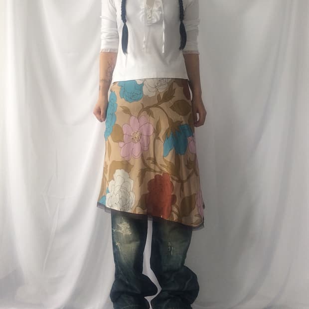Frill tied sleve