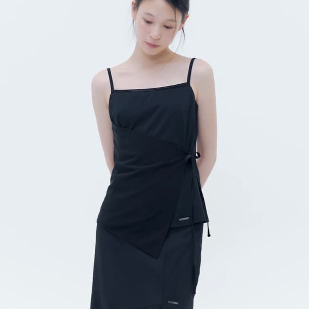 미세키서울 Sheer mod wrap sleeveless BLACK