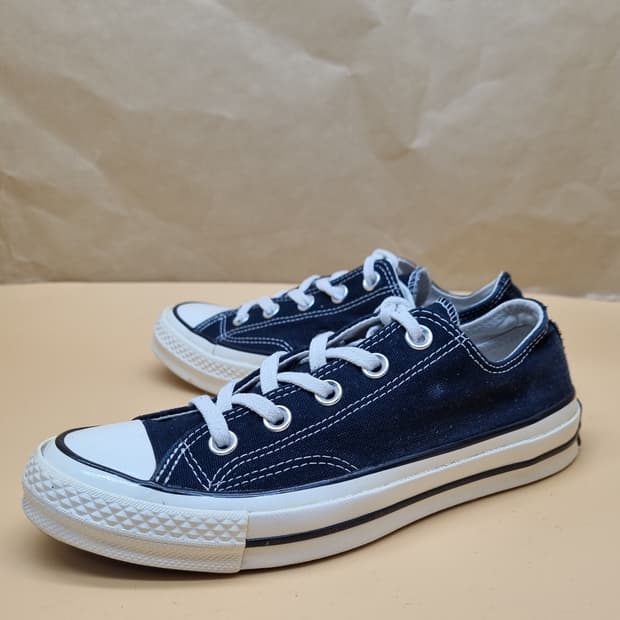 컨버스 척70 로우 블랙 스니커즈 225.