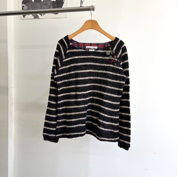 STRANGE HEAVEN 니트