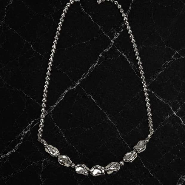 THISTLE – Liquid Heart Necklace
