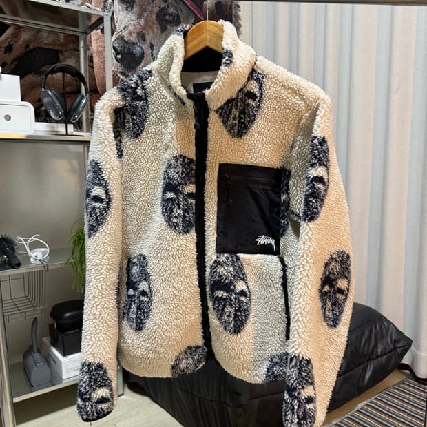 스투시 마스크 후리스