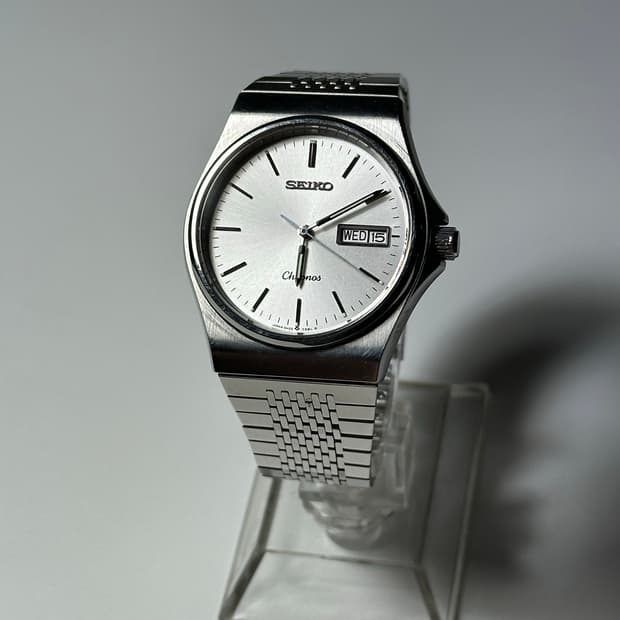 SEIKO quartz chronos