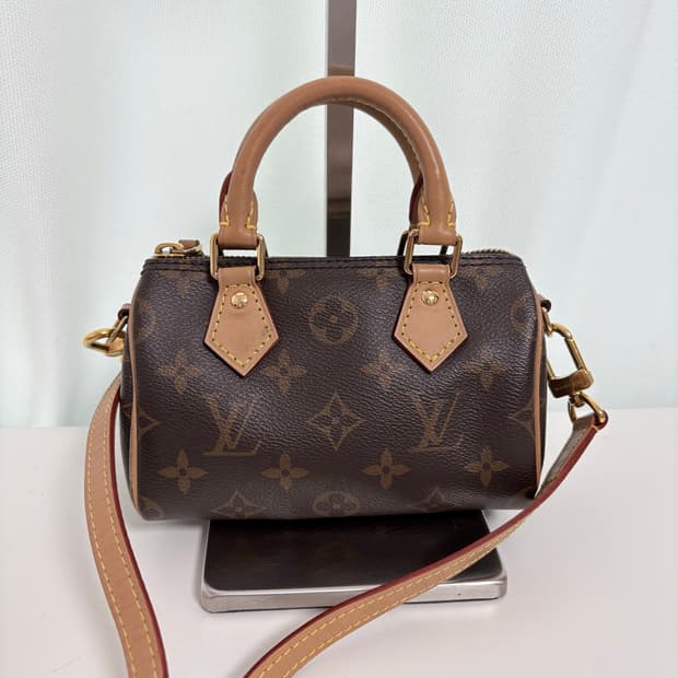 루이비통 나노스피디 크로스백