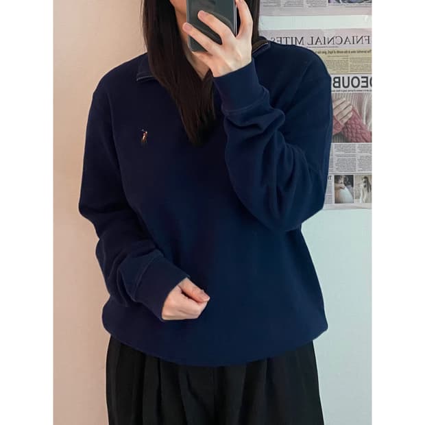 폴로 반집업니트