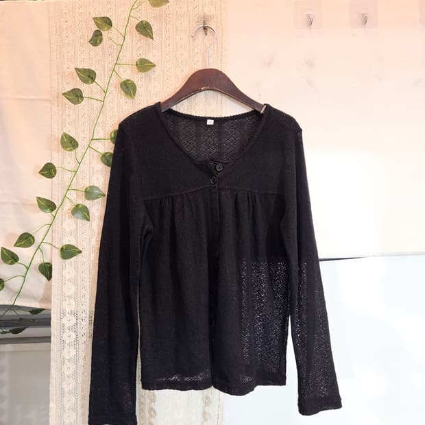 블랙 투버튼 가디건