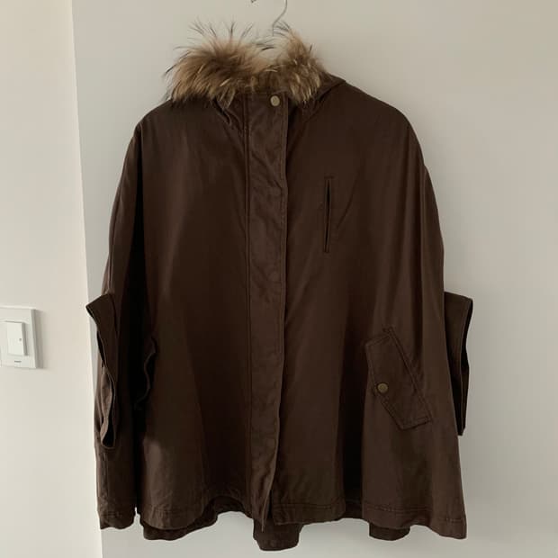 브라운 후디 케이프