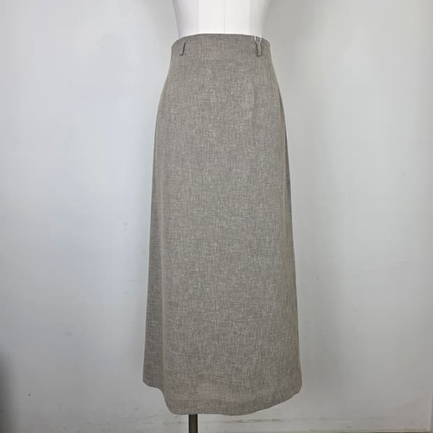 Broche 베이지그레이 H라인 맥시스커트