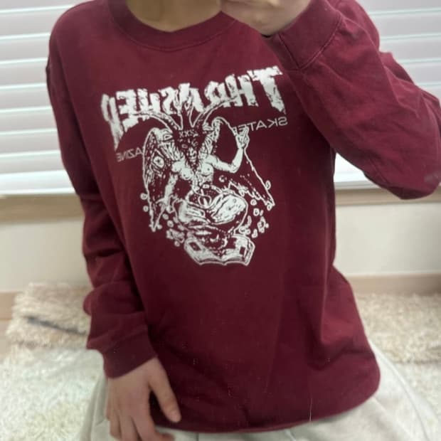 트래셔 버건디 롱슬리브