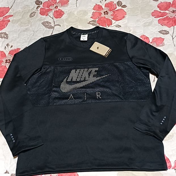 나이키 미사용 긴팔 105 가슴58 기장70