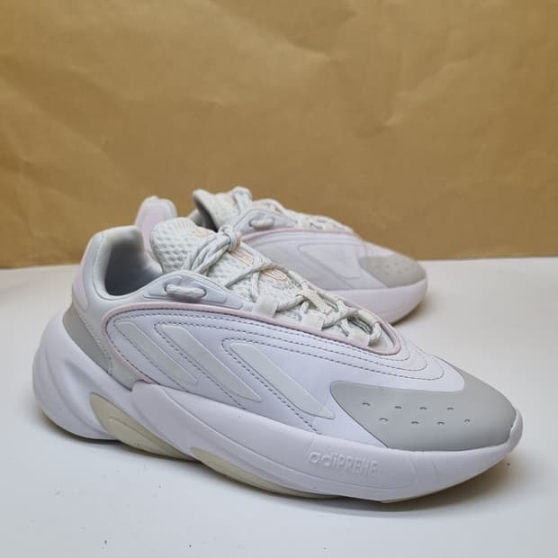 아디다스 오젤리아 여성운동화230.