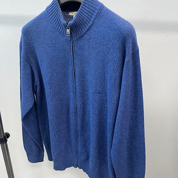 105) 버버리 진블루 니트집업