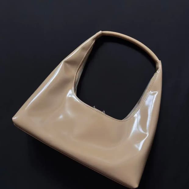 마지셔우드 호보백 숄더 베이지 복스