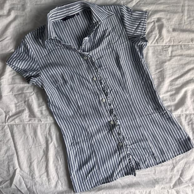 일본 빈티지 하늘 블루 스트라이프 프릴 디테일 셔츠