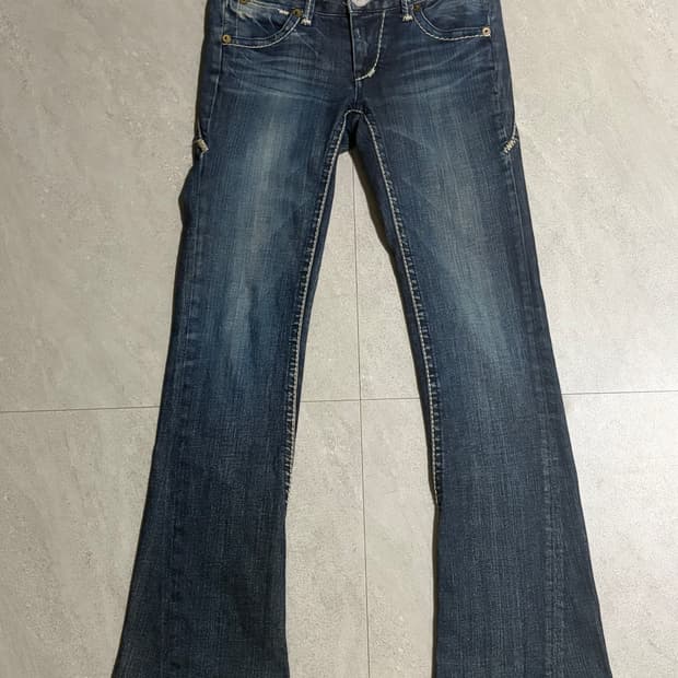 코데즈컴바인 스티치 부츠컷 데님